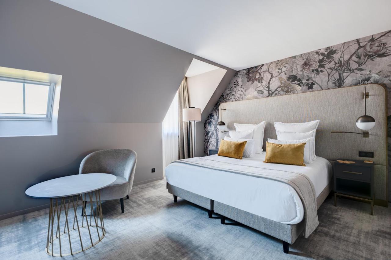 Hotel Fleur De Loire Blois Exterior foto
